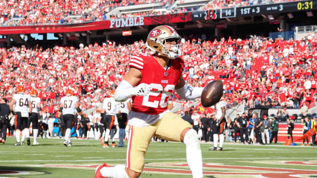 Oct 29, 2023; Santa Clara, California, USA; San Francisco 49ers cornerback Isaiah Oliver (26) celebrates after recovering a fumble against the Cincinnati Bengals during the second quarter at Levi's Stadium
